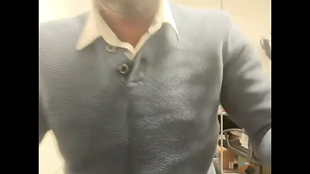 pranastro00 online show from April 2026 01:23:02 PM