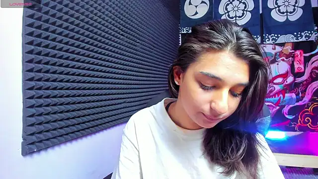 Snapshot of Elfy_Rare_ chatting on October 2025 03:02:02 PM Elfy Rare online show from October 2025 03:02:02 PM