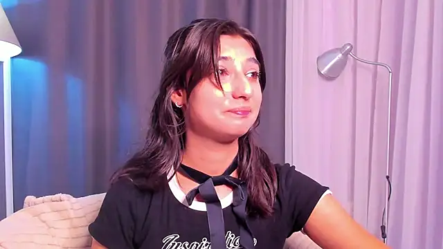 Snapshot of Elfy_Rare_ chatting on October 2025 03:02:01 PM Elfy Rare online show from October 2025 03:02:01 PM