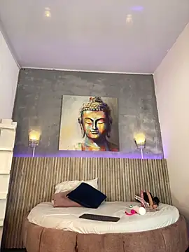 Saracooper   online show from October 2025 03:29:02 AM