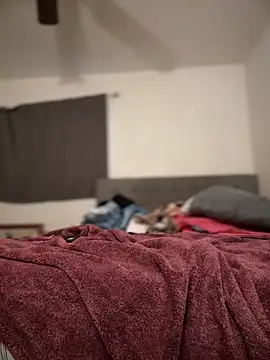 Snapshot of himNIGuys chatting on September 2025 06:44:02 PM himNIGuys online show from September 2025 06:44:02 PM