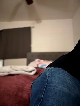 Snapshot of himNIGuys chatting on October 2025 02:08:01 AM himNIGuys online show from October 2025 02:08:01 AM