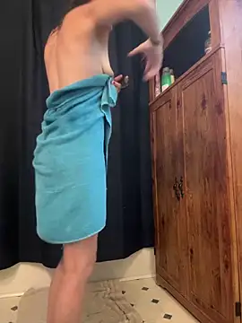 Candy Shower online show from September 2025 10:25:02 PM