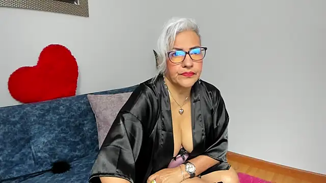 marilyn70 online show from February 2026 10:25:01 PM