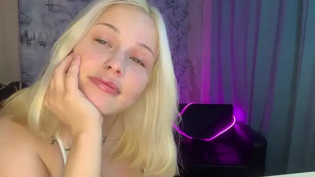 Mia Sakuraa online show from September 2025 04:29:02 PM