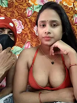 Seducing couple online show from December 2025 10:23:02 AM