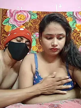Snapshot of Seducing_couple chatting on July 2026 03:47:02 AM Seducing couple online show from July 2026 03:47:02 AM