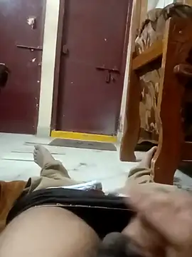 Dolly raj online show from October 2025 07:42:02 PM