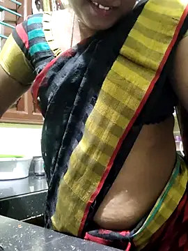 Snapshot of papukurty chatting on November 2025 08:47:01 AM papukurty online show from November 2025 08:47:01 AM