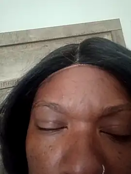 Snapshot of waterfalls25 chatting on April 2026 05:51:01 PM waterfalls25 online show from April 2026 05:51:01 PM