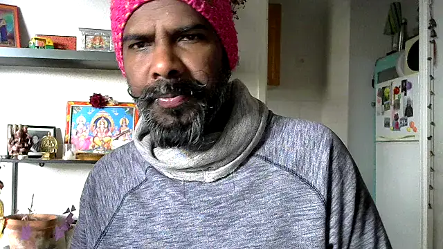 frenchblackc31 online show from January 2026 10:39:02 AM