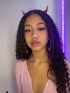 Snapshot of jadee8 chatting on October 2025 07:48:01 PM jadee8 online show from October 2025 07:48:01 PM