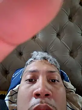 GRUESO-CURVO online show from January 2026 10:31:02 AM