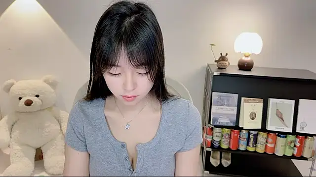 Snapshot of Onechestnut chatting on June 2026 03:59:02 AM Onechestnut online show from June 2026 03:59:02 AM