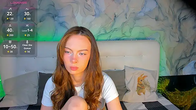 LolaMeddisson online show from October 2025 05:19:02 PM