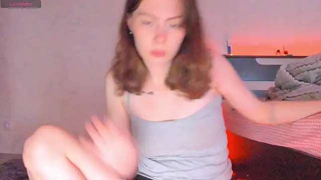 LolaMeddisson online show from June 2026 08:37:02 PM