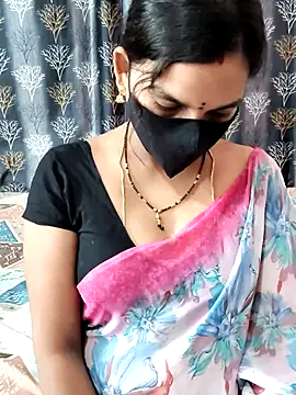 Snapshot of Lalitha-1995 chatting on April 2026 04:16:01 AM Lalitha-1995 online show from April 2026 04:16:01 AM
