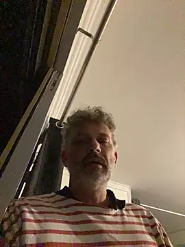 Snapshot of max219 chatting on January 2026 08:14:02 PM max219 online show from January 2026 08:14:02 PM