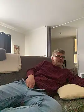 Snapshot of max219 chatting on January 2026 01:59:02 PM max219 online show from January 2026 01:59:02 PM