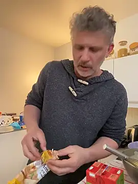 Snapshot of max219 chatting on March 2026 01:38:02 PM max219 online show from March 2026 01:38:02 PM