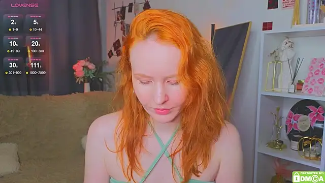 JoyceJones online show from November 2025 09:28:01 PM