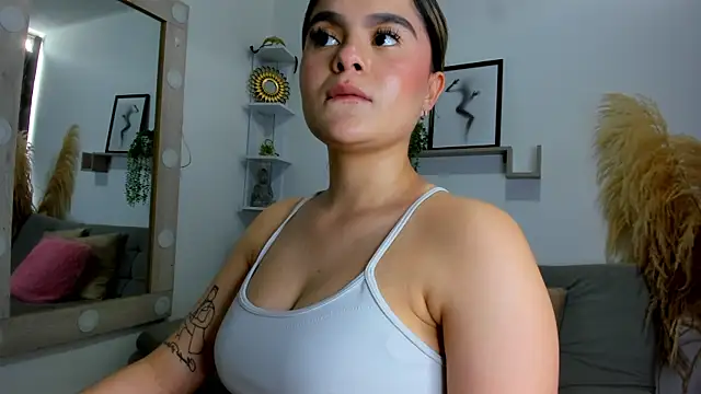 Samanta Monroe online show from September 2025 06:08:02 PM