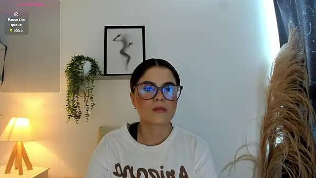 Samanta Monroe online show from November 2025 09:03:02 PM