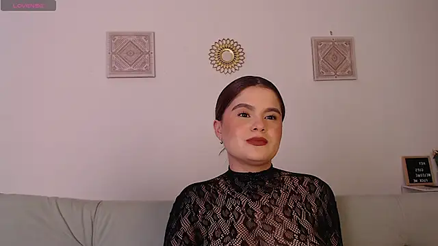 Samanta Monroe online show from November 2025 06:10:01 PM