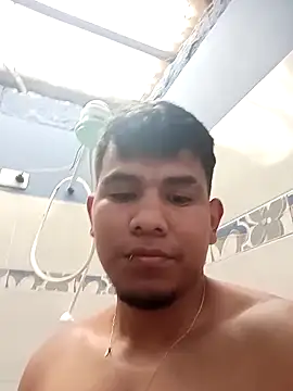 Oscariin96 online show from March 2026 12:22:01 PM