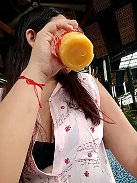 Lambedora 69 online show from October 2025 08:15:01 PM