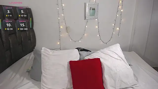 Snapshot of __Nahia chatting on January 2026 01:59:02 PM Nahia online show from January 2026 01:59:02 PM