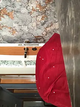 AlevNaz online show from February 2026 10:09:01 AM