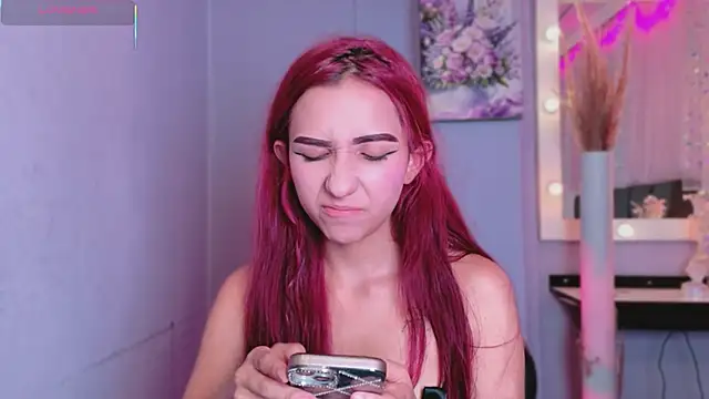 NataliaPrada s online show from November 2025 04:17:01 PM