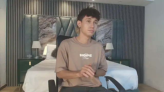 Michael blue online show from January 2026 12:32:02 PM