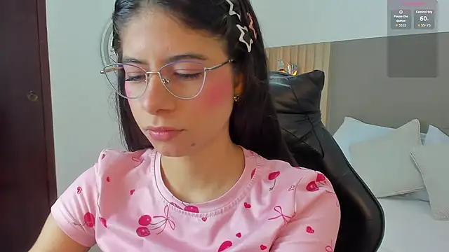 carlina 15 online show from April 2026 12:35:02 PM