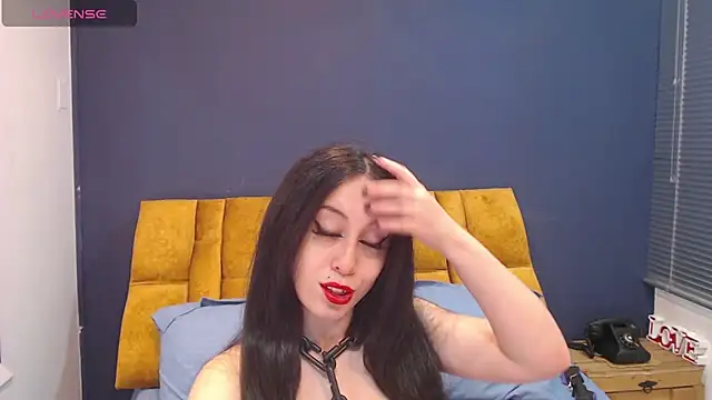 Snapshot of KendraaSimons chatting on November 2025 08:24:02 PM KendraaSimons online show from November 2025 08:24:02 PM