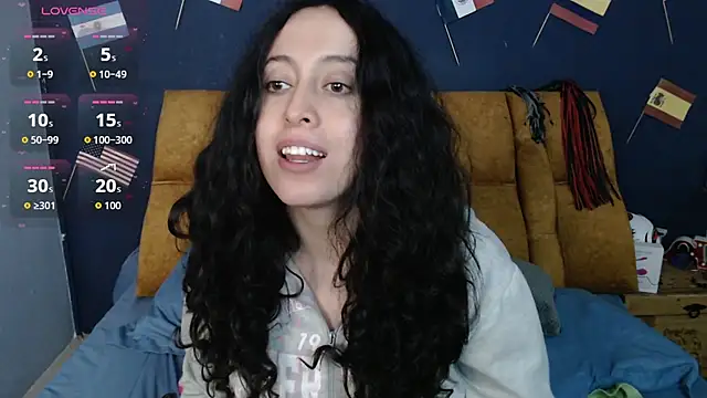 Snapshot of KendraaSimons chatting on July 2026 04:19:01 AM KendraaSimons online show from July 2026 04:19:01 AM
