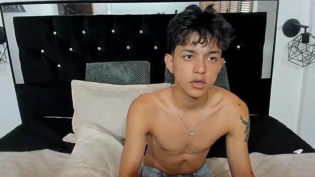 Snapshot of Sebas_cat chatting on October 2025 10:20:02 PM Sebas cat online show from October 2025 10:20:02 PM