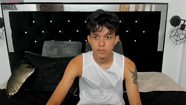 Snapshot of Sebas_cat chatting on October 2025 02:48:01 AM Sebas cat online show from October 2025 02:48:01 AM