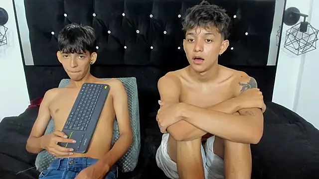 Snapshot of Sebas_cat chatting on November 2025 08:45:01 AM Sebas cat online show from November 2025 08:45:01 AM