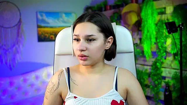 KimClarks  online show from February 2026 02:10:01 PM