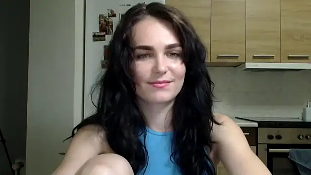 Silviaa a online show from September 2025 07:38:01 PM