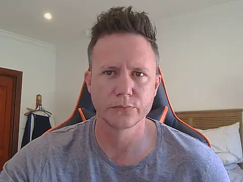 TroyDieselXXX online show from November 2025 07:19:01 AM