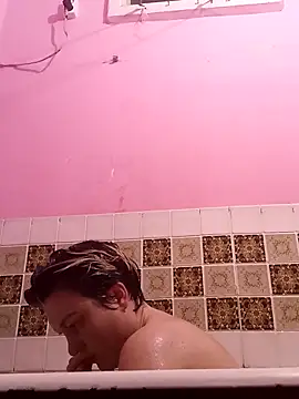 Snapshot of MoonIrene chatting on November 2025 11:09:02 AM MoonIrene online show from November 2025 11:09:02 AM