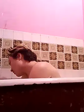 Snapshot of MoonIrene chatting on December 2025 04:12:02 PM MoonIrene online show from December 2025 04:12:02 PM