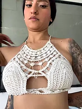 Scaarlettfox online show from October 2025 07:36:02 PM