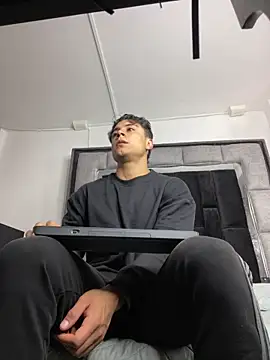 MR MUSCLE online show from November 2025 12:05:01 PM