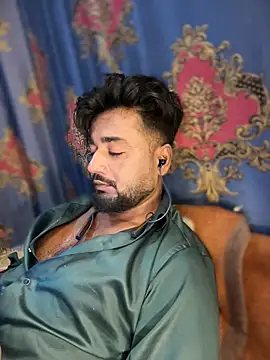 Munny6677 online show from February 2026 06:31:01 PM