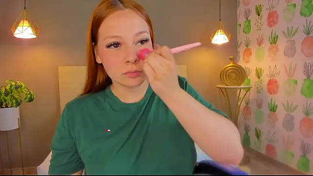 kitty sweeety  online show from April 2026 07:29:01 PM