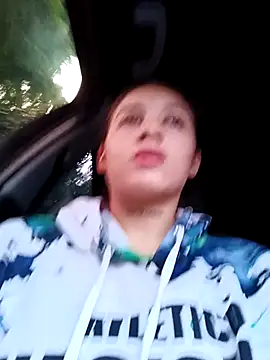 Arii collins1 online show from October 2025 12:39:02 PM